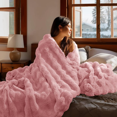 Pink Faux Fur Throw Blanket, Soft Cozy Plush Purple Bubble Blanket for Couch Sofa Bedroom Living Room Decor - 870GSM Thick Warm Fuzzy Fluffy Faux Rabbit Fur Blanket for Women Gift, 50x60 Inches