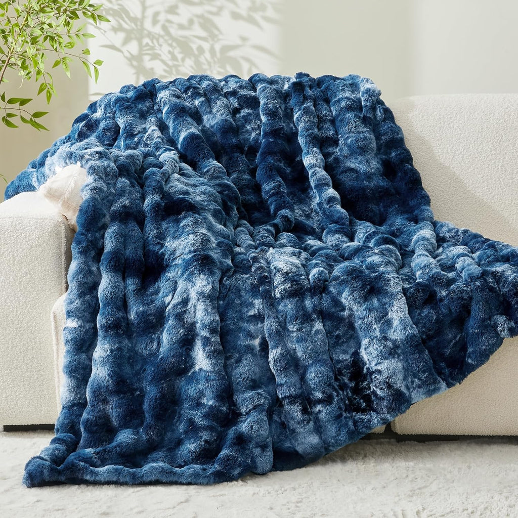Tie-dye Blue Faux Fur Throw Blanket for Couch, Decorative Tie-Dye Blue Plush Bubble Blanket - Super Soft & Cozy Fluffy Faux Rabbit Fur Blanket for Women Gift, 50x60 Inches